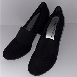 Anne Klein Classic Black Pumps Women’s Size 10